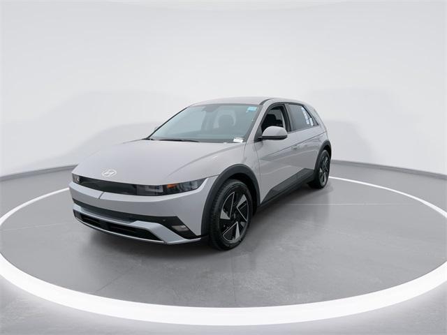 2025 Hyundai Ioniq 5 SE photo 3