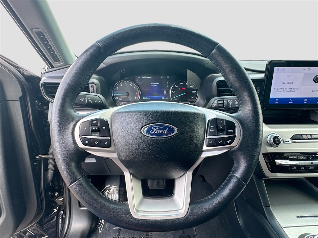 2023 Ford Explorer XLT photo 10