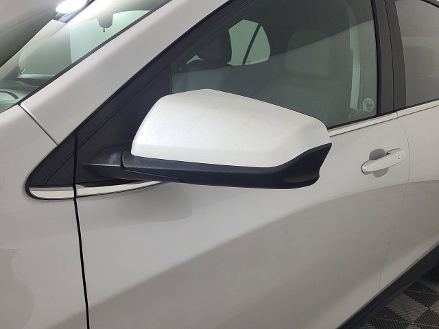 2022 Chevrolet Equinox LT photo 3