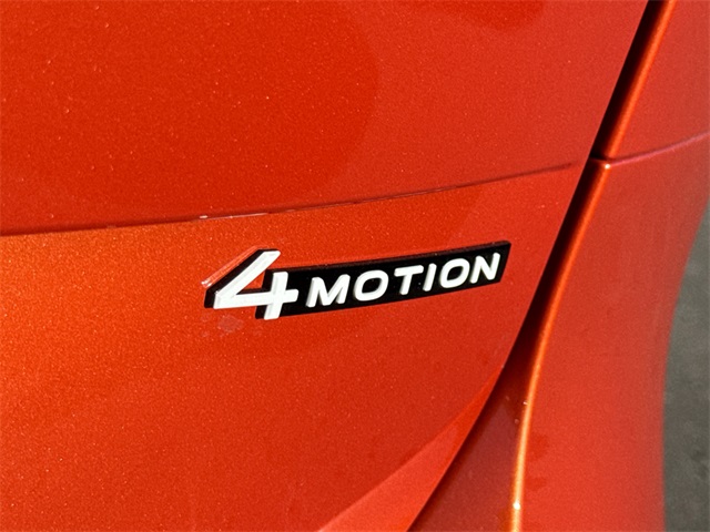 2025 Volkswagen ID. Buzz Pro Plus photo 14