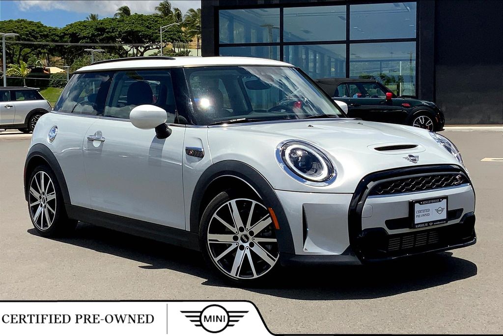 2023 MINI 3 Door