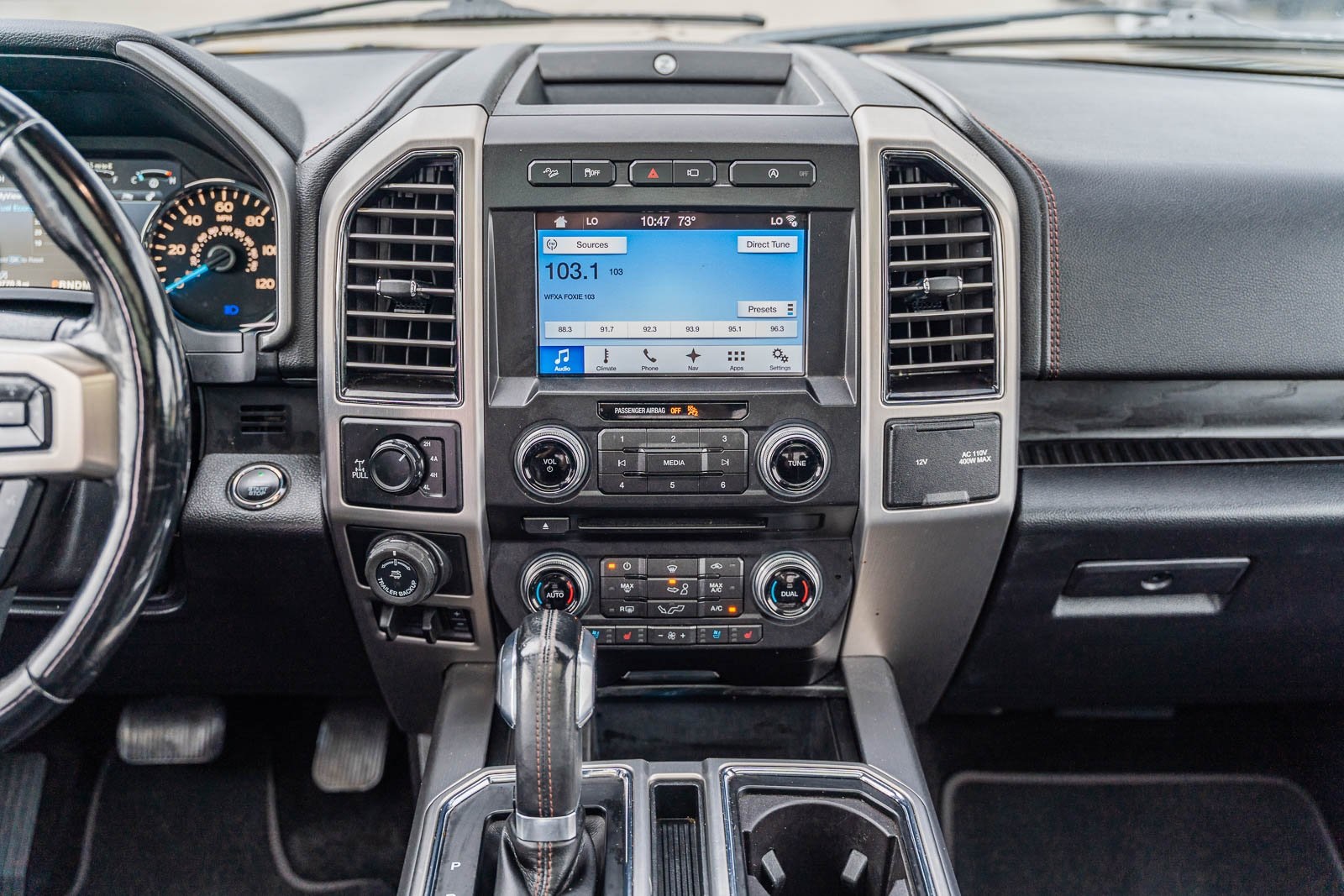 2018 Ford F-150 Platinum photo 29