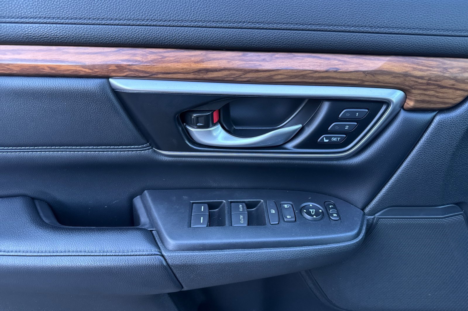 2021 Honda CR-V Touring photo 11