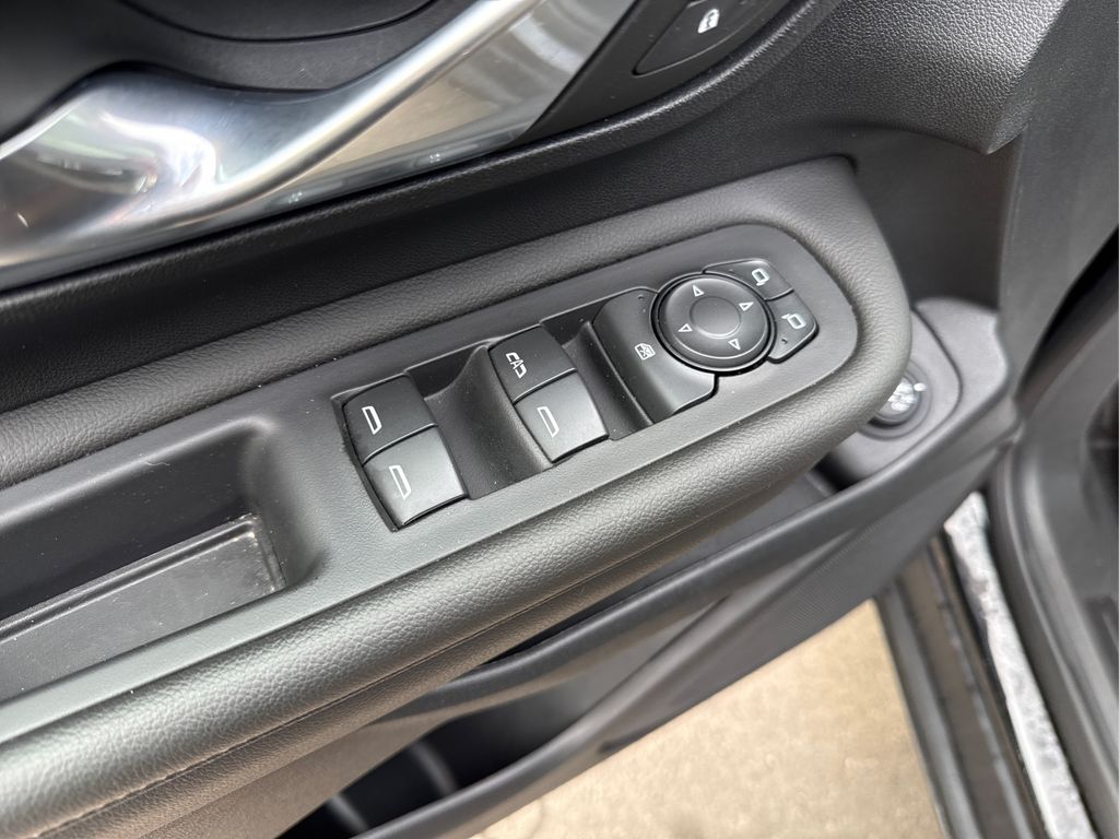 2023 Gmc Terrain SLE photo 33