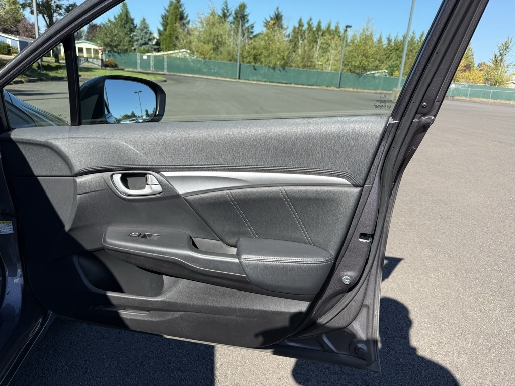2014 Honda Civic EX-L photo 23