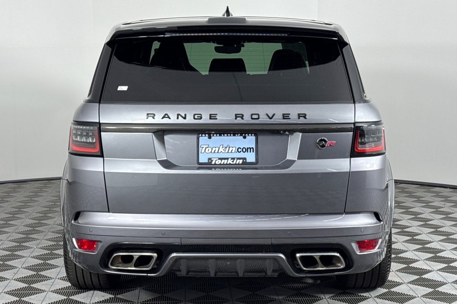 2022 Land Rover Range Rover Sport SVR photo 4