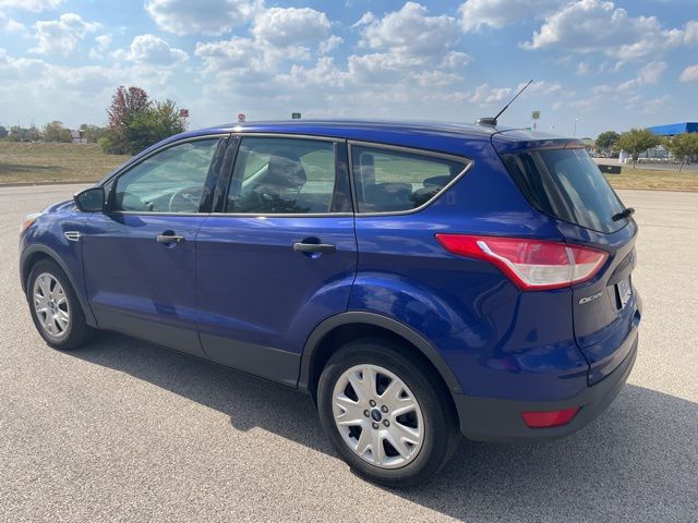 2016 Ford Escape S photo 4