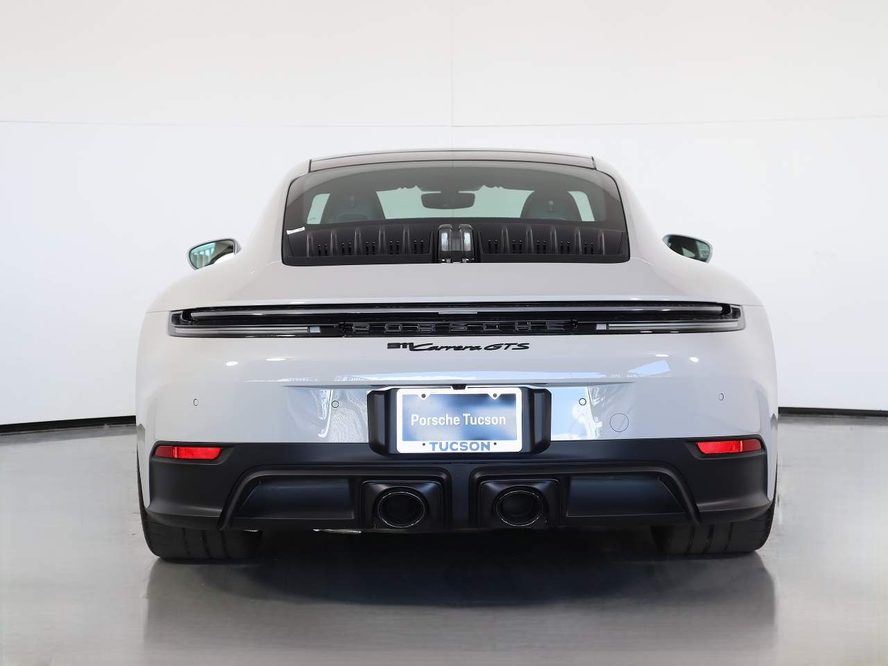 2026 Porsche 911 GTS photo 6