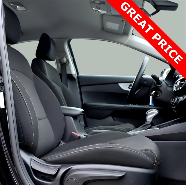 2022 Kia Forte LXS photo 4