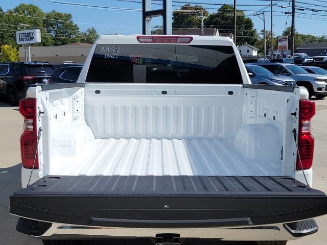 2026 Chevrolet Silverado 1500 LT photo 15