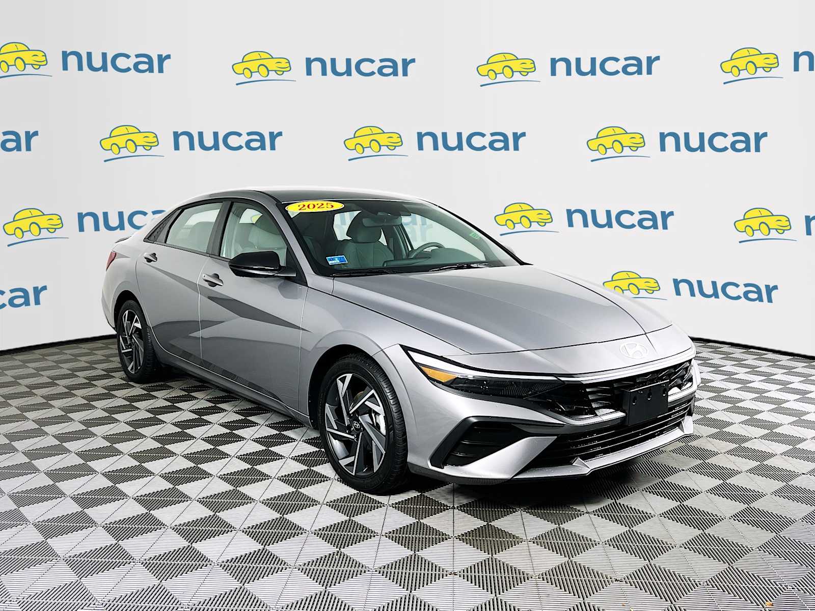 2025 Hyundai Elantra SEL's photo