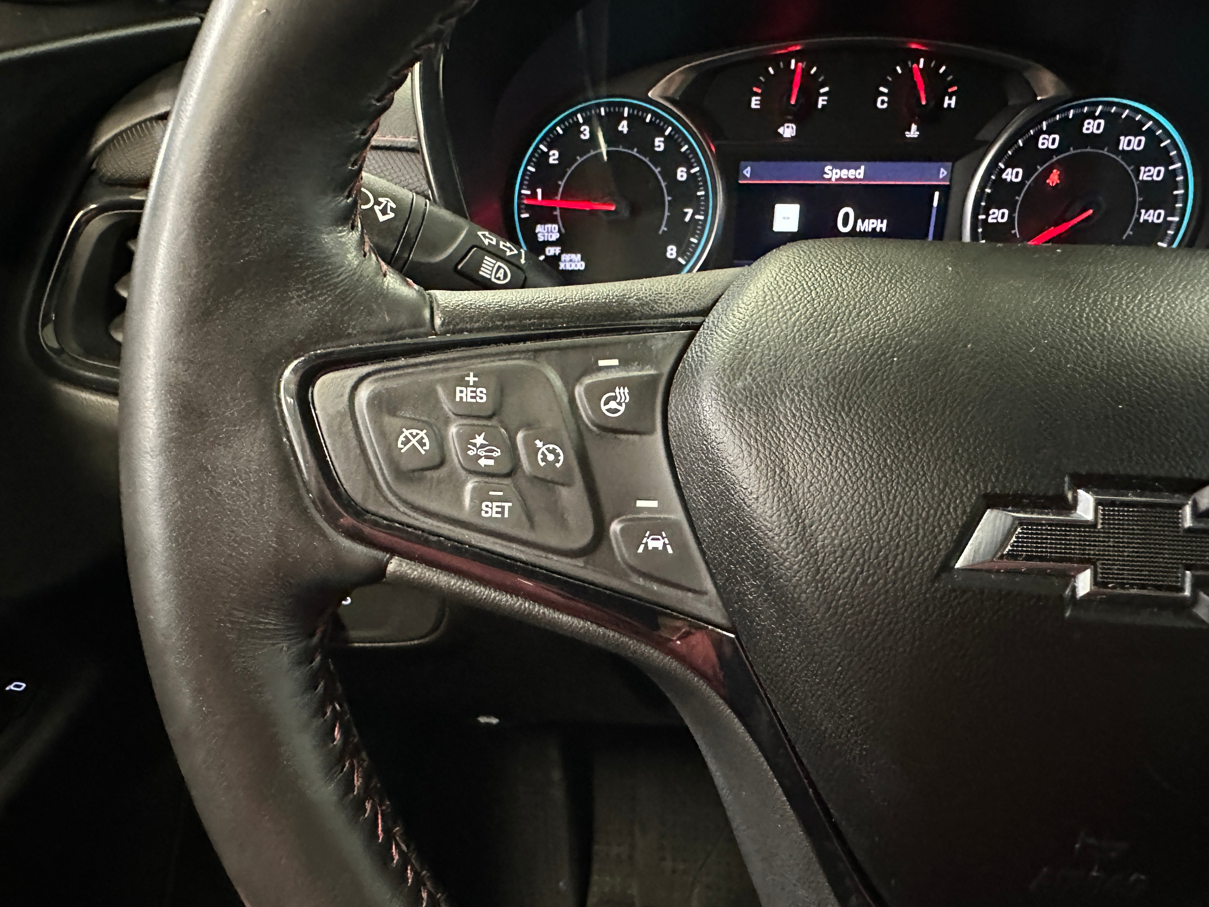 2022 Chevrolet Equinox RS photo 2