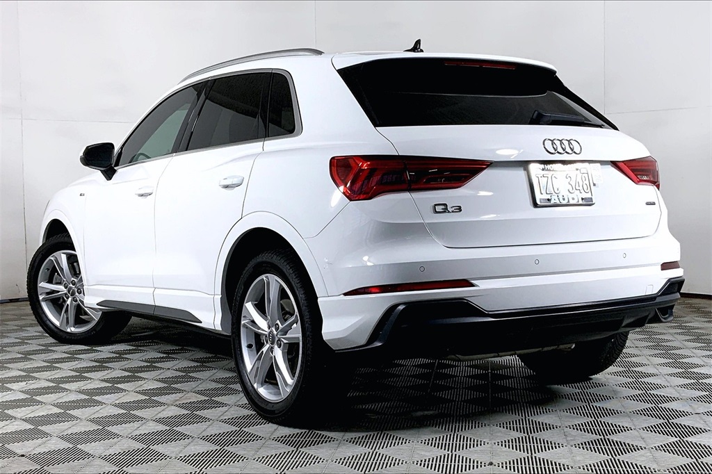 2020 Audi Q3 S line Premium photo 12