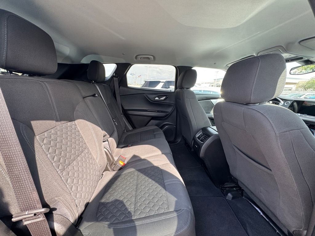 2022 Chevrolet Blazer 2LT photo 17