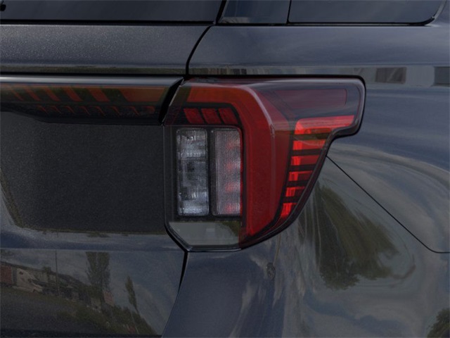 2025 Ford Explorer Platinum photo 18