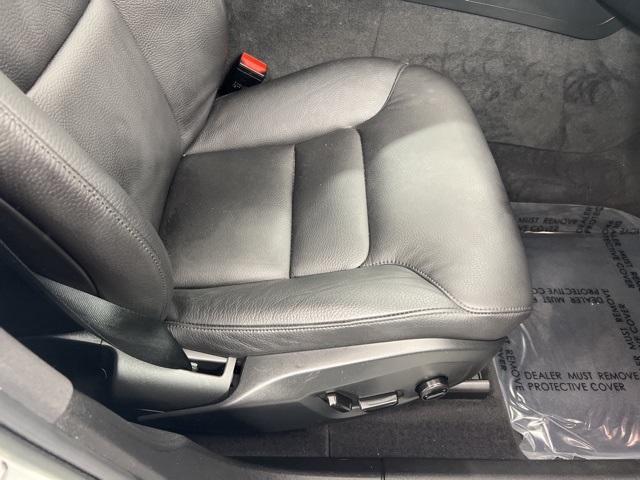 2022 Volvo XC60 B5 Momentum photo 22