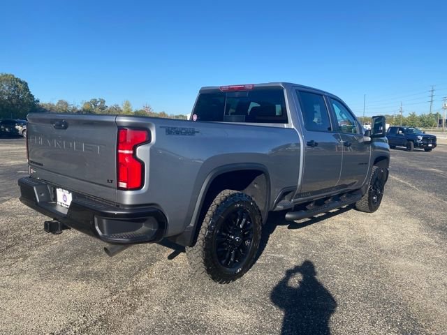2026 Chevrolet Silverado 2500HD LT photo 3