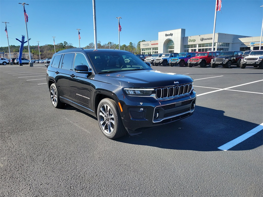 2025 Jeep Grand Cherokee L Overland's photo