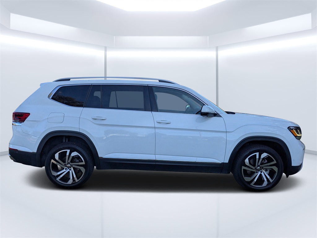 2021 Volkswagen Atlas SEL Premium photo 2