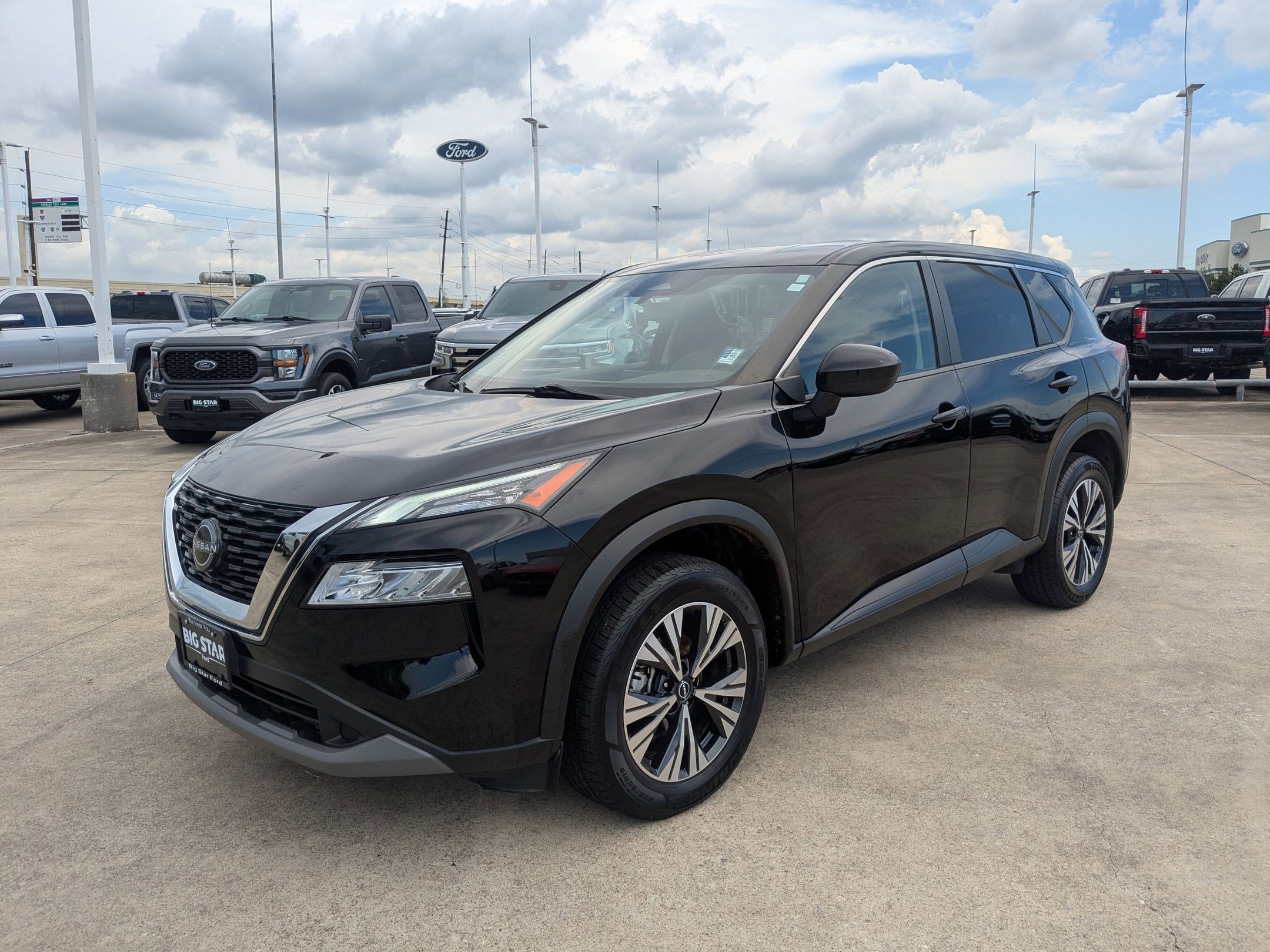 2023 Nissan Rogue SV photo 7