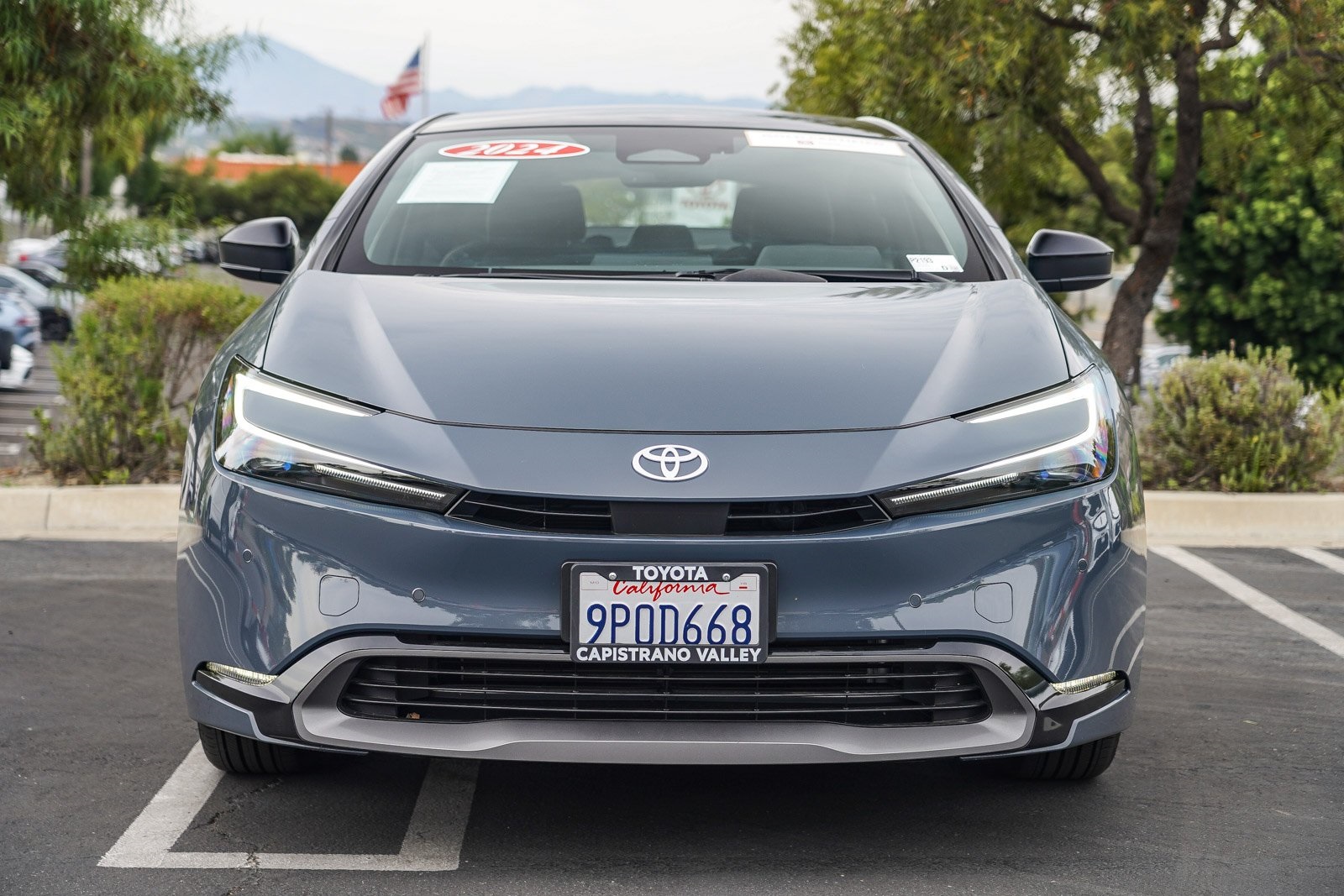 2024 Toyota Prius XLE photo 3