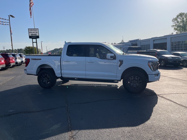 2023 Ford F-150 XL photo 2
