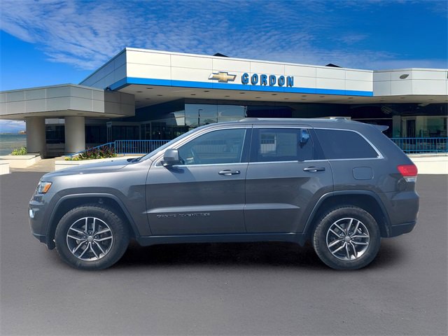 Used 2018 Jeep Grand Cherokee Laredo E with VIN 1C4RJFAG2JC477564 for sale in Garden City, MI