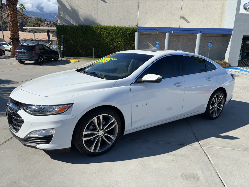 2020 Chevrolet Malibu Premier photo 3