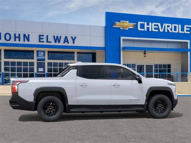 2026 Chevrolet Silverado photo 4