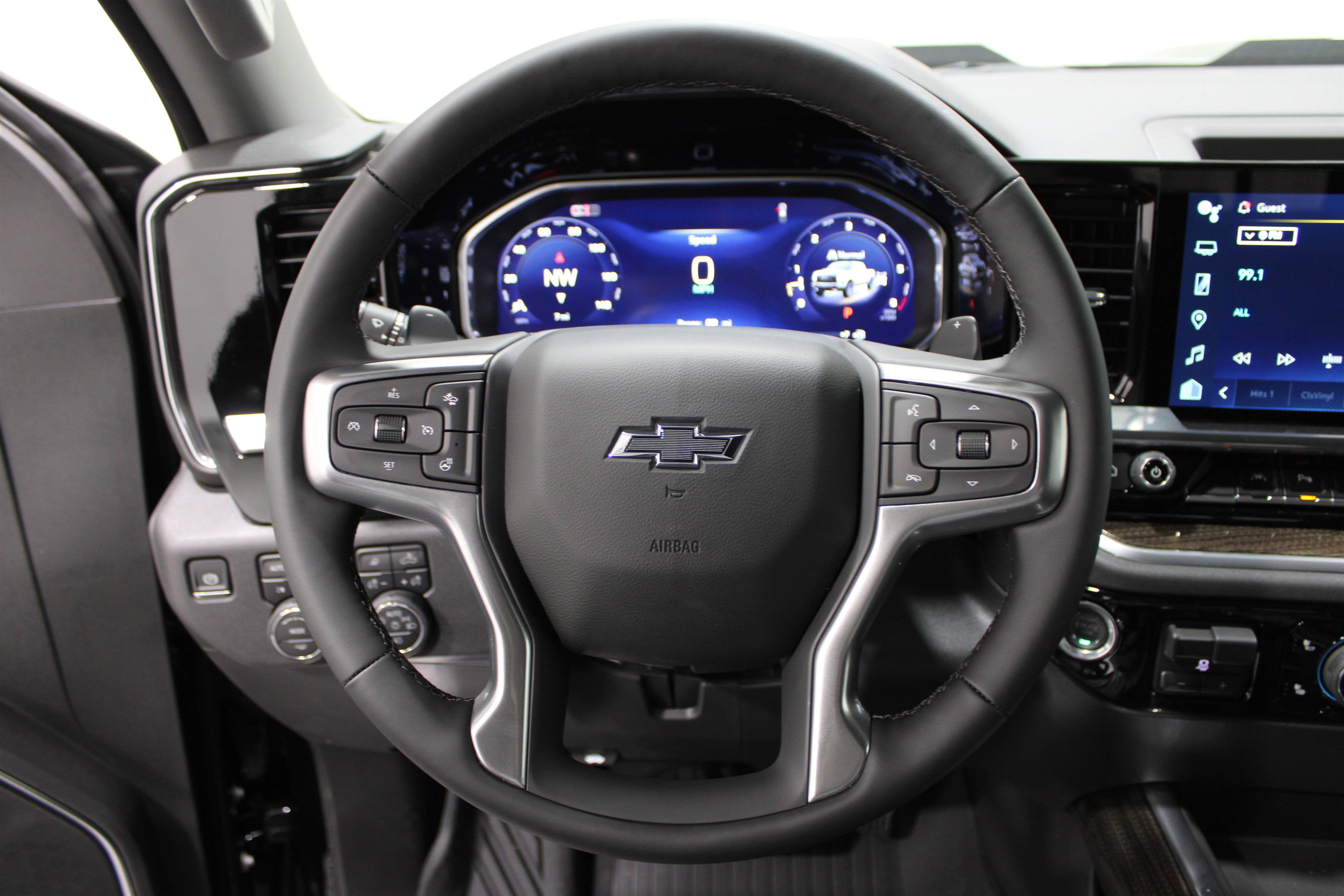 2026 Chevrolet Silverado 1500 LT Trail Boss photo 2