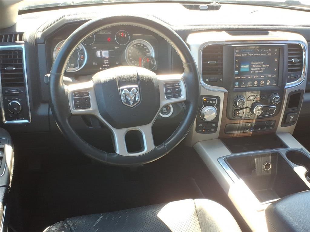 2015 Ram 1500 Laramie photo 4