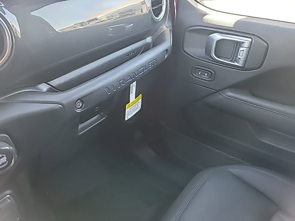 2021 Jeep Wrangler Unlimited Rubicon 392 photo 27