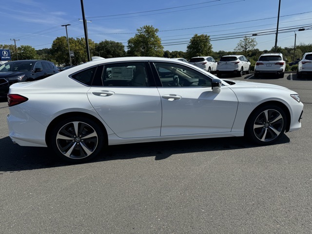 2025 Acura TLX Technology photo 3