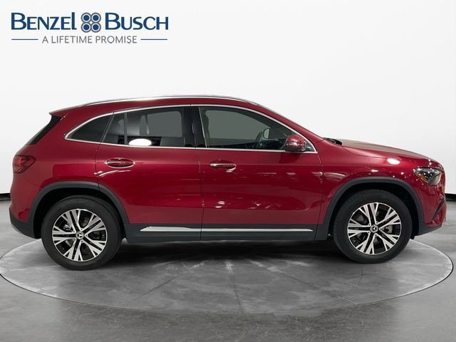 2025 Mercedes Benz GLA 250 4MATIC photo 2