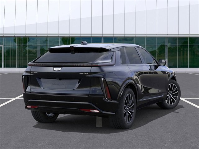 2026 Cadillac Lyriq Sport photo 2