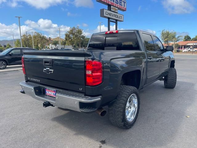 2018 Chevrolet Silverado 1500 LT photo 4