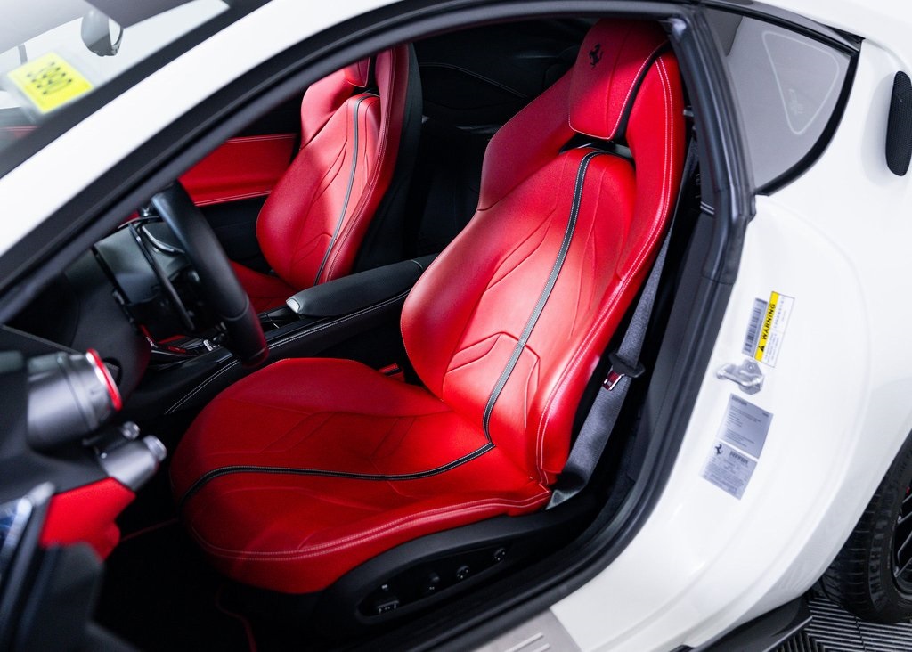 Certified Used 2018 Bianco Avus Ferrari Base image 17