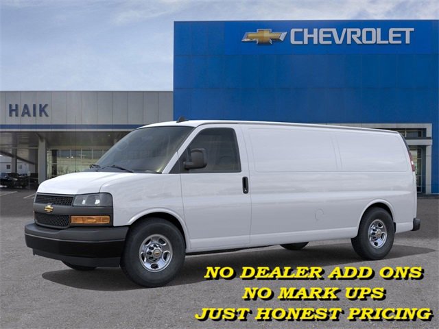 2025 Chevrolet Express Cargo 2500 photo 2