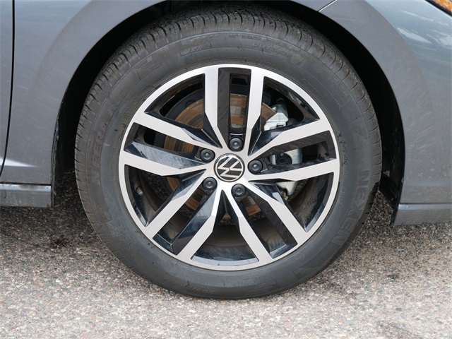 2025 Volkswagen Jetta 1.5T SE photo 8