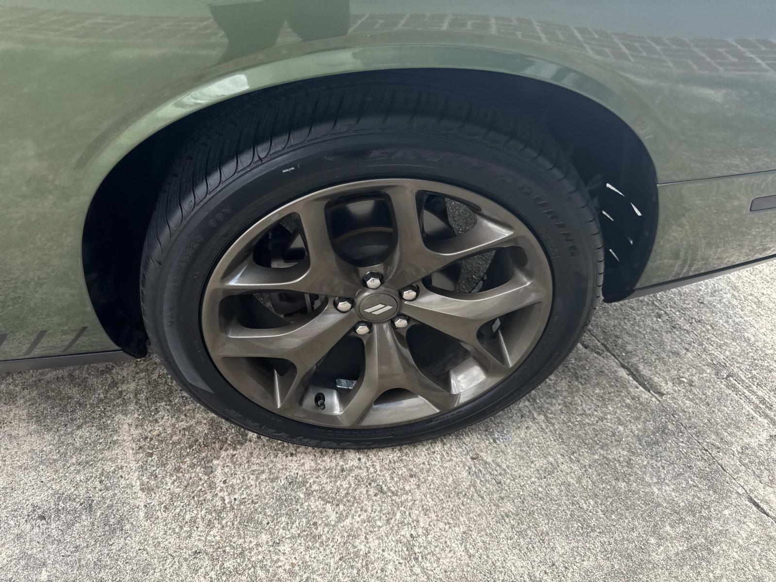 2019 Dodge Challenger GT photo 4