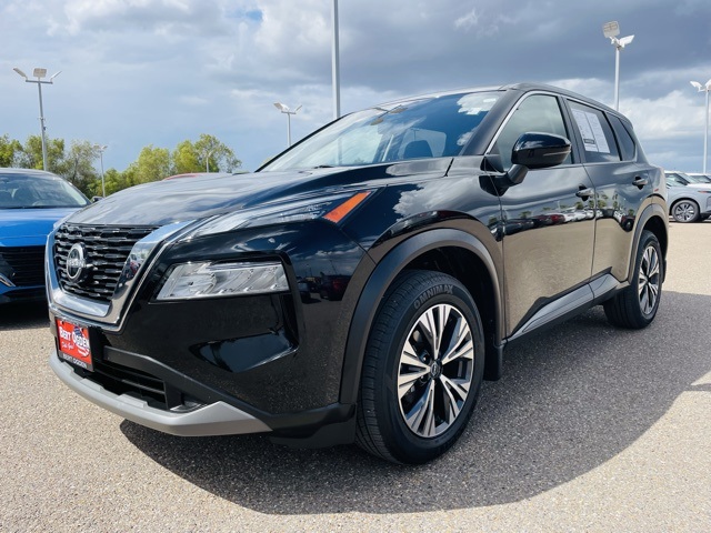 2023 Nissan Rogue SV photo 3