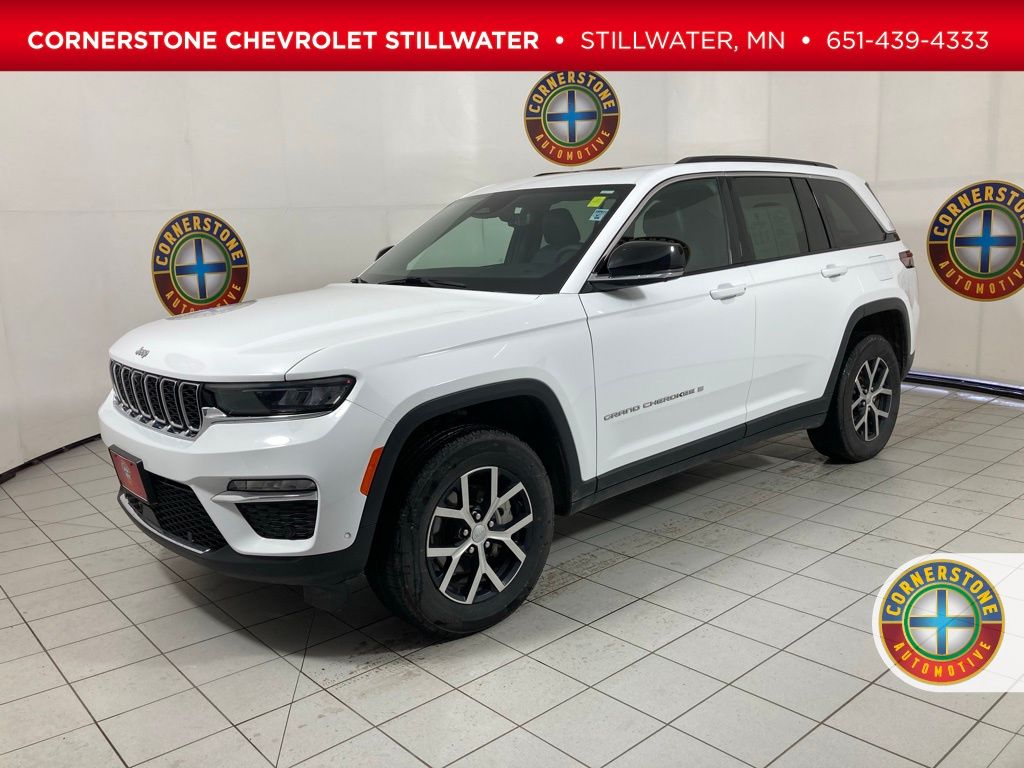 2024 Jeep Grand Cherokee Limited's photo