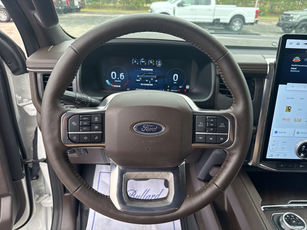 2024 Ford Expedition King Ranch photo 3
