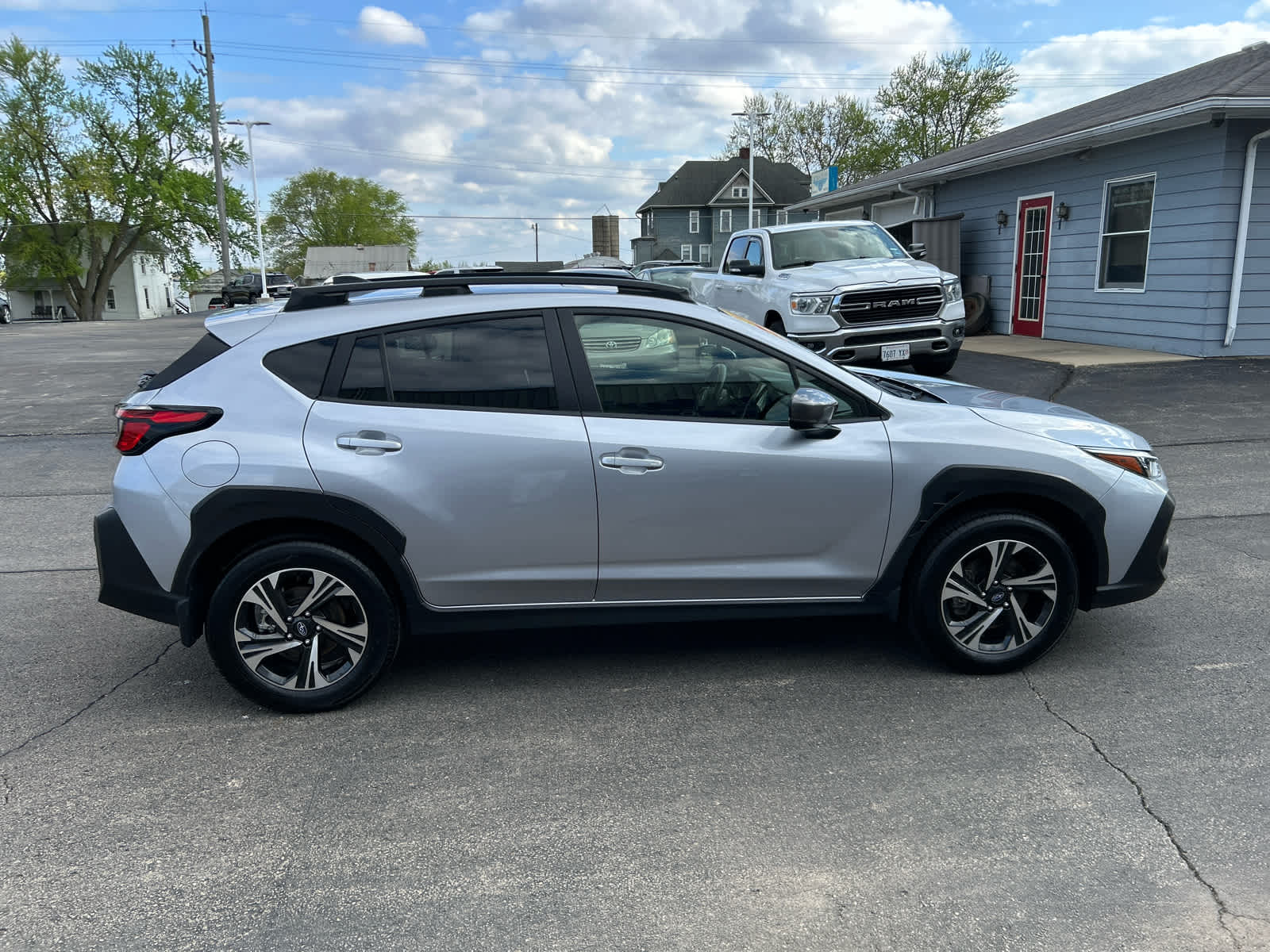 2024 Subaru Crosstrek Premium photo 2