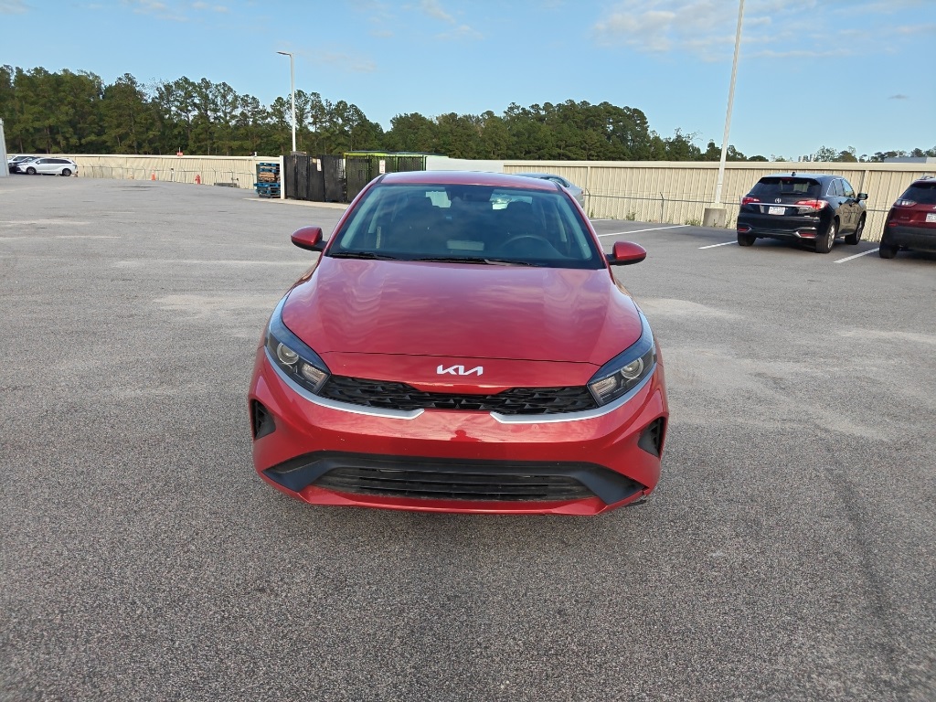 2024 Kia Forte LXS photo 2