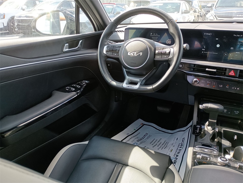 2025 Kia K5 GT-Line photo 15