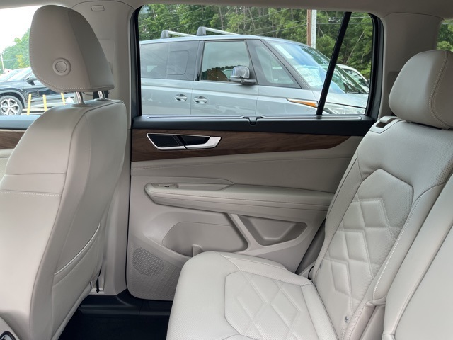 2026 Volkswagen Atlas SE Technology photo 14