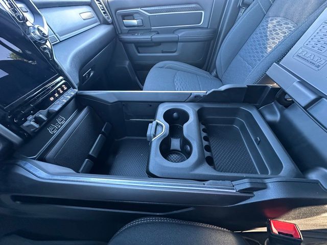 2025 Ram 2500 Big Horn photo 25