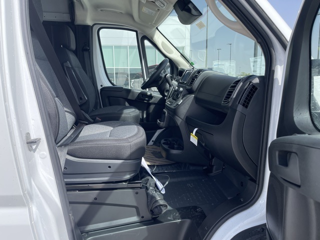 2025 Ram ProMaster 2500 photo 15