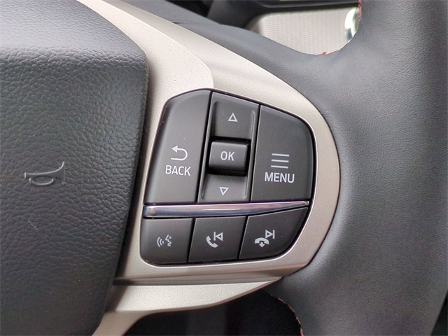 2025 Ford Explorer photo 24